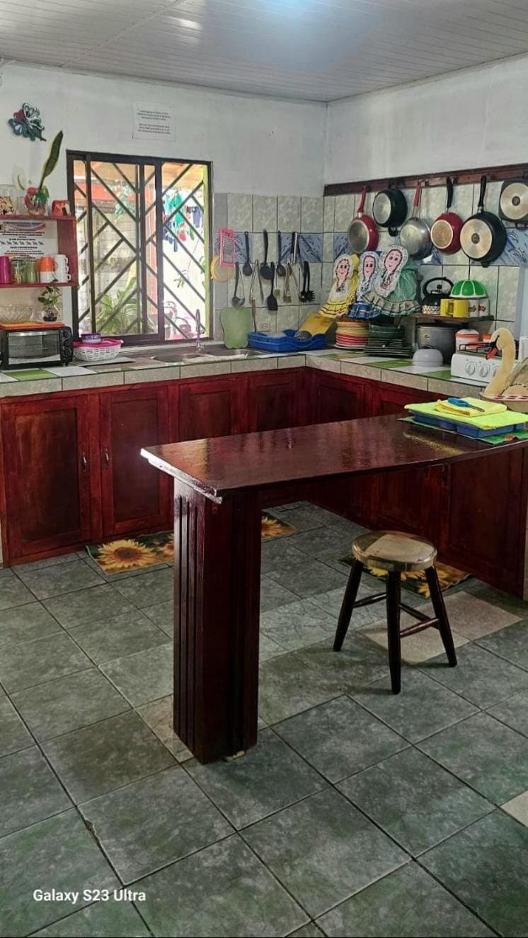 Appartement Tortuguero Casa De Playa Green House Extérieur photo